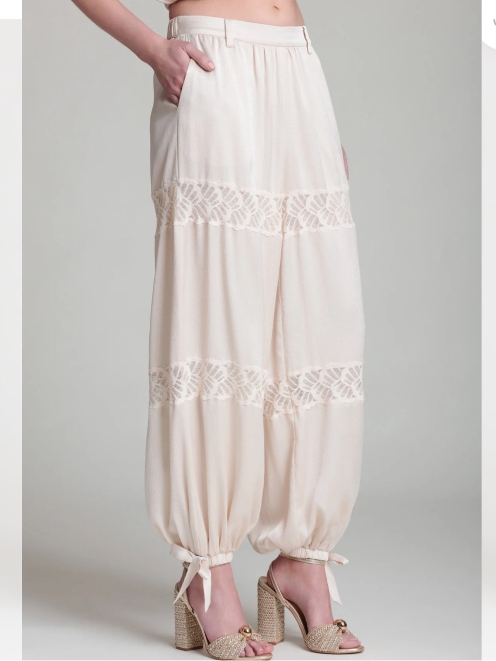 Avec Les Filles Satin Crepe Lace Trim Balloon Pants Ivory Size 6 NWT